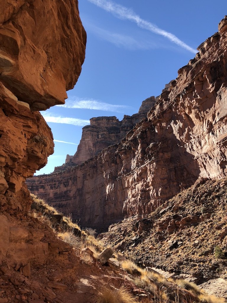Narrow red rock canyon passage